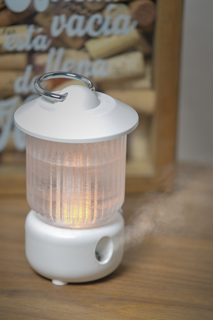 Humidificador Difusor de Aromas ABB4US con Luz LED – Farol Inalámbrico Recargable por USB