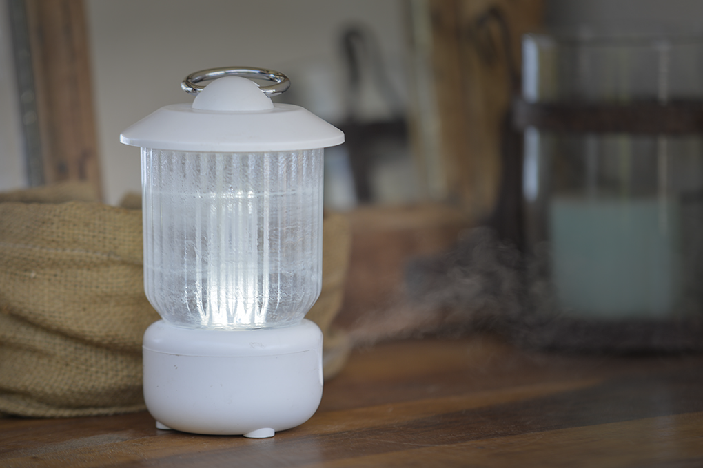 Humidificador Difusor de Aromas ABB4US con Luz LED – Farol Inalámbrico Recargable por USB